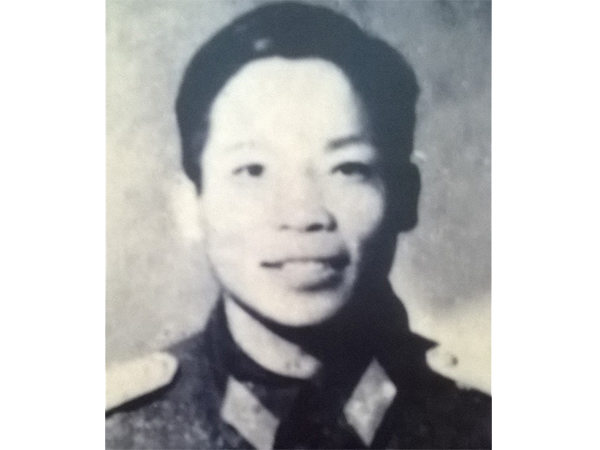 Anh hùng Nguyễn Hồng Quảng