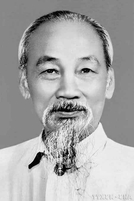 Người đi tìm hình của nước: Hành trình từ bến Nhà Rồng đến độc lập tự do