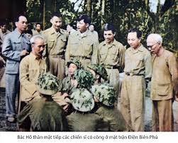 Vai trò của Chủ tịch Hồ Chí Minh trong chiến thắng Điện Biên Phủ