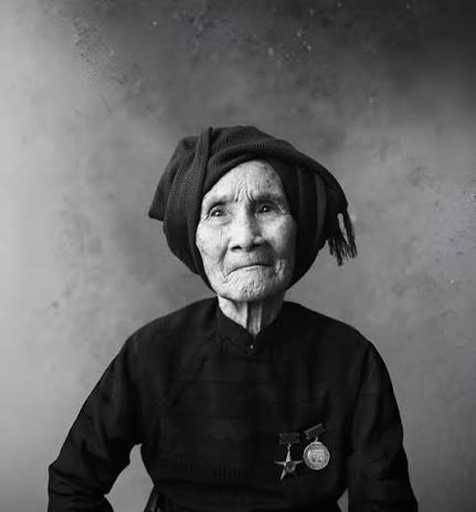 BÔNG HOA GIỮ ĐẤT TÂY NINH