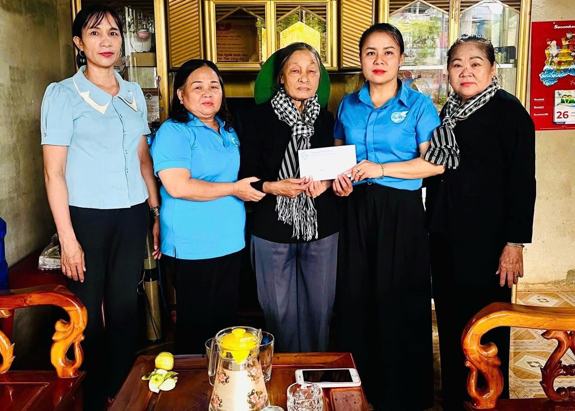 Giai Điệu Thời Gian Của Người Nữ Mở Đường