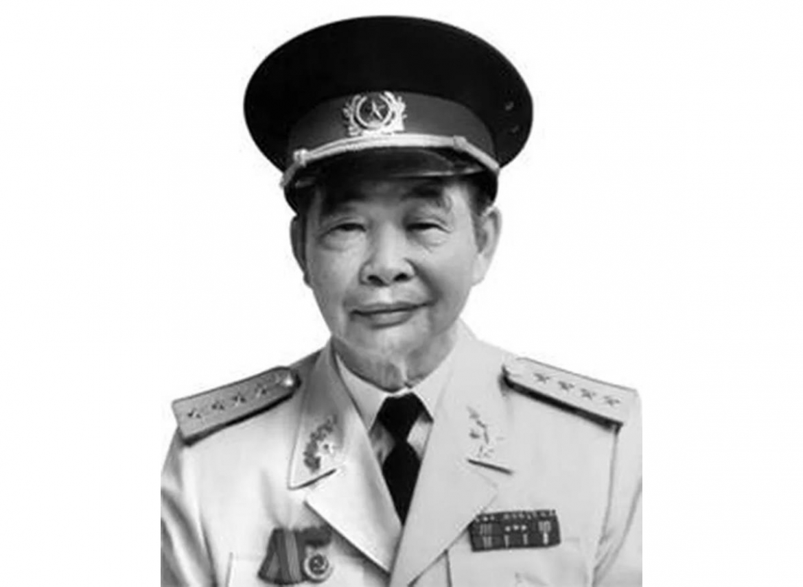 Bản Lĩnh Người Chỉ Huy Trong Ngày Phá Xiềng Tại Thủ Đô