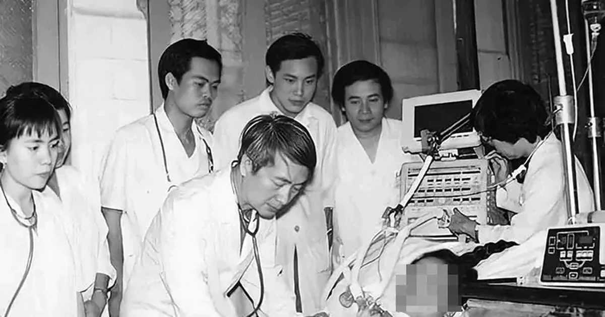 Anh hùng Lao động, Giáo sư Vũ Văn Đính – Người đặt nền móng cho ngành Hồi sức cấp cứu Việt Nam