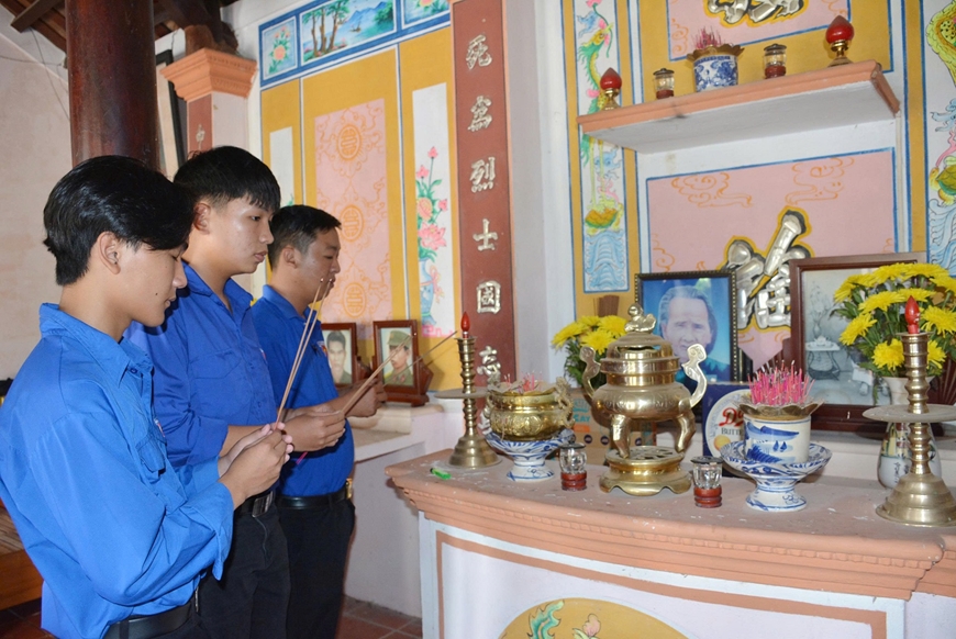 Mẹ Nguyễn Thị Thứ  - Biểu tượng bất tử của lòng yêu nước
