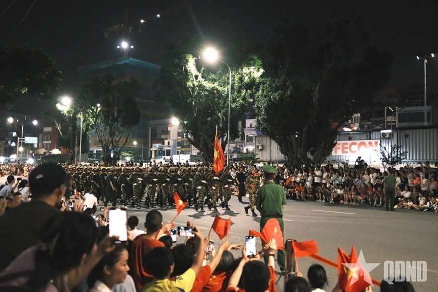 Ngọn lửa yêu Tổ quốc từ những câu chuyện đời thường