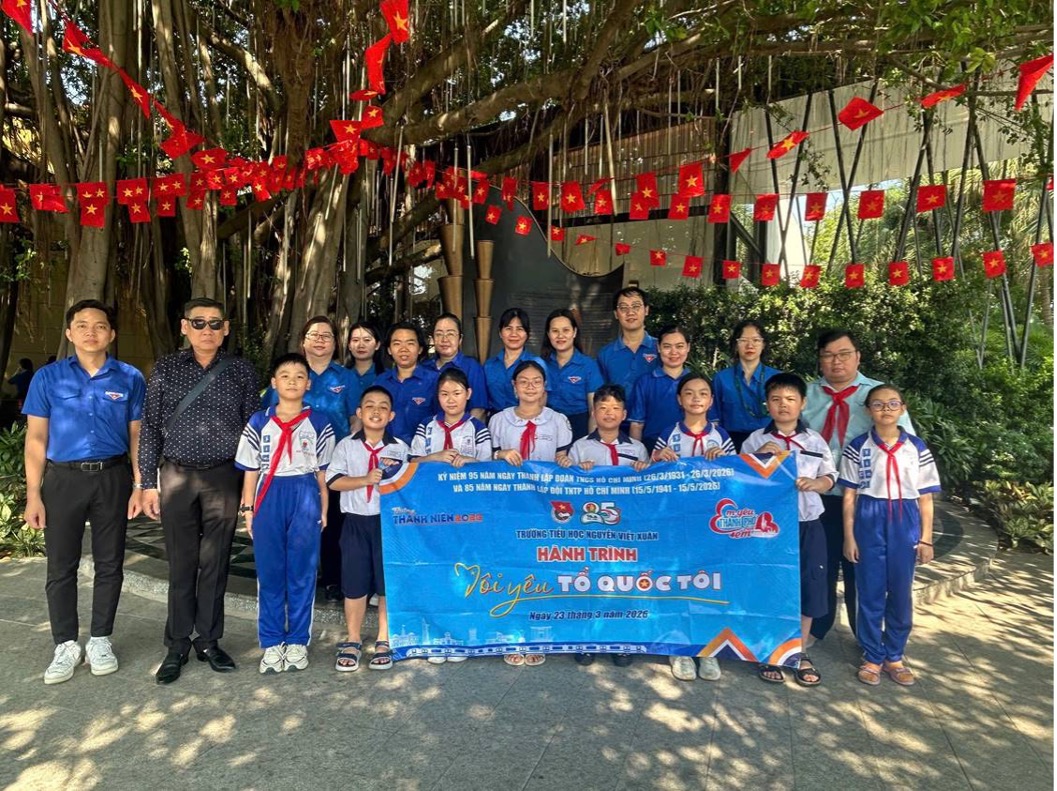 HÀNH TRÌNH "TÔI YÊU TỔ QUỐC TÔI" CHUYỆN THỜI HOA LỬA VÀ KÝ ỨC THỜI GIAN