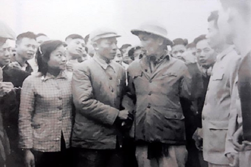 "Thời hoa lửa" – Ngọn lửa Mùa thu Đỏ 1945