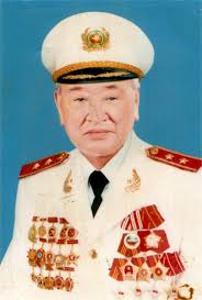 Hà Ngọc Tiếu-Anh hùng lực lượng vũ trang