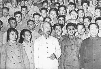 Phần 4 - Khắc ghi lời Bác, thắm tô truyền thống, đạo lý của dân tộc