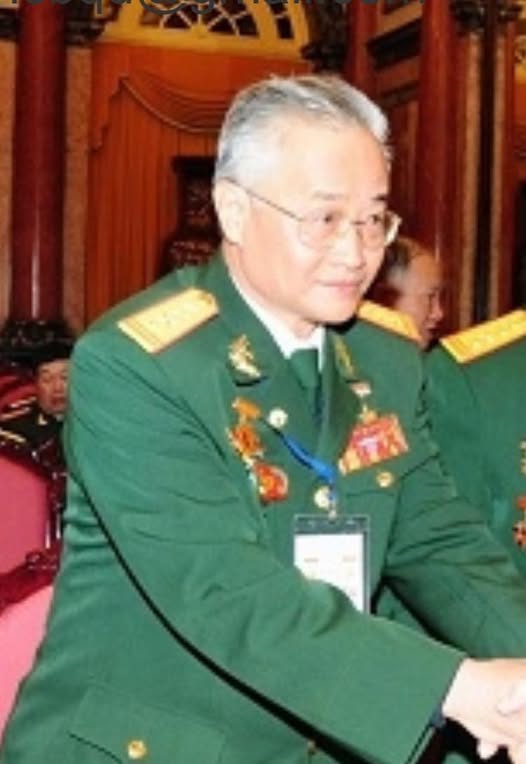 Anh Hùng Cao Văn Hậu