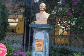 Anh hùng liệt sĩ Phan Đình Giót