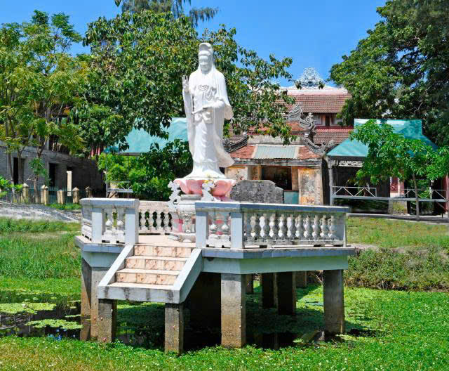 HÀ TRUNG – NƠI LƯU GIỮ NHỮNG DẤU ẤN LỊCH SỬ VÀ VĂN HÓA QUA CHÙA HÀ TRUNG, ĐÌNH LÀNG HÀ TRUNG