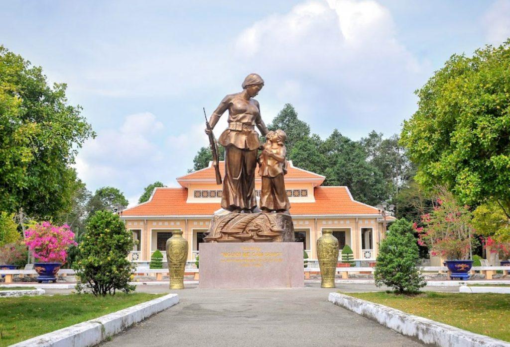 Nguyễn Thị Út (thường gọi Út Tịch)