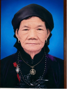 Bà mẹ Việt Nam Anh hùng  Phạm Thị Thì