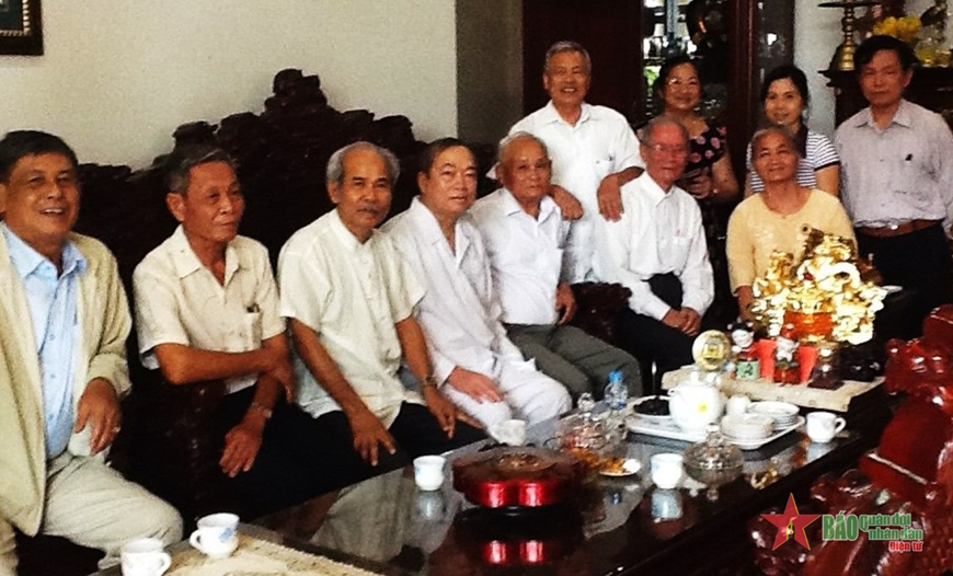 Trung tướng Tư lệnh Tư Mạnh: Người chỉ huy, người đồng đội và người thân của các cựu chiến binh Tiểu đoàn 504