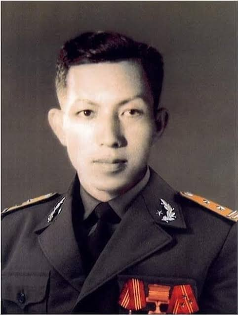 HÙM XÁM ĐẶNG VĂN VIỆT: HUYỀN THOẠI TRÊN ĐƯỜNG SỐ 4