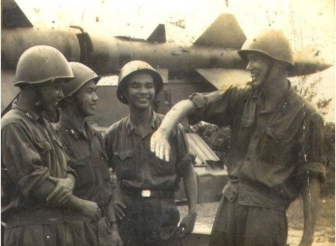 Từ “khắc tinh B-52” đến người "truyền lửa" Bộ đội Cụ Hồ