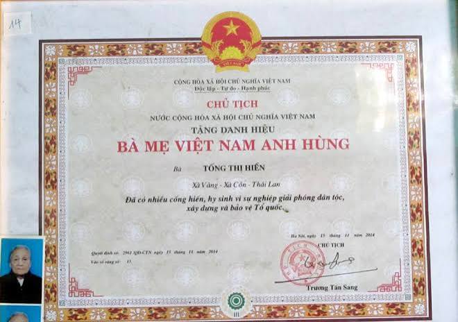 NGƯỜI MẸ THÁI LAN GỬI HAI NGƯỜI CON VÀO LÒNG ĐẤT VIỆT