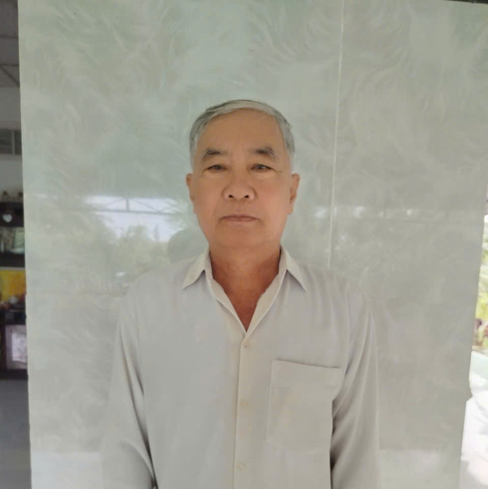 DƯỚI TÁN TRÀM U MINH