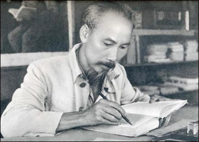 Con đường tự học của Chủ tịch Hồ Chí Minh