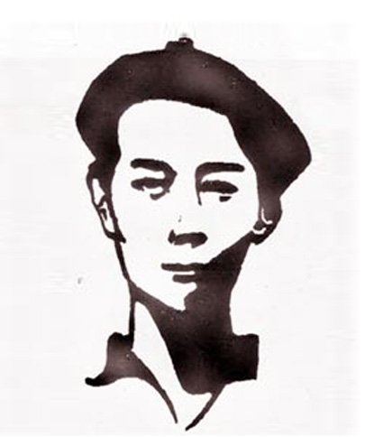 TỪ TRANG THƠ LẴNG MẠN ĐẾN BƯỚC CHÂN NGƯỜI CHIẾN SĨ