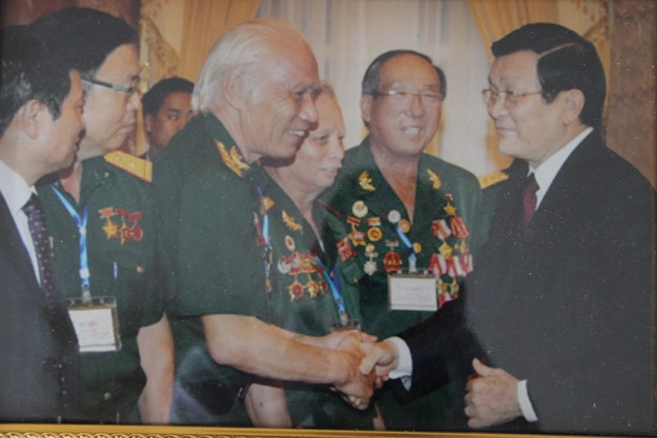 Tay súng bắn tỉa huyền thoại vùng Vĩ tuyến 17