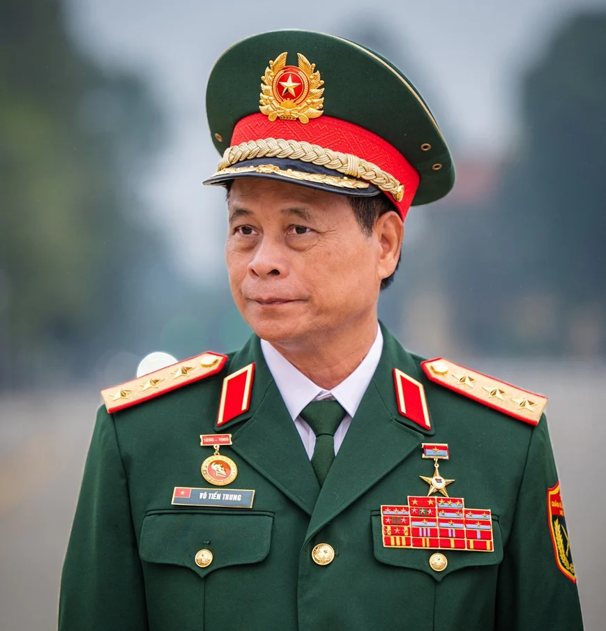 Vị tướng 3 lần tốt nghiệp thủ khoa, 11 tuổi làm đội trưởng du kích, 12 tuổi được Đại tướng Nguyễn Chí Thanh tặng súng