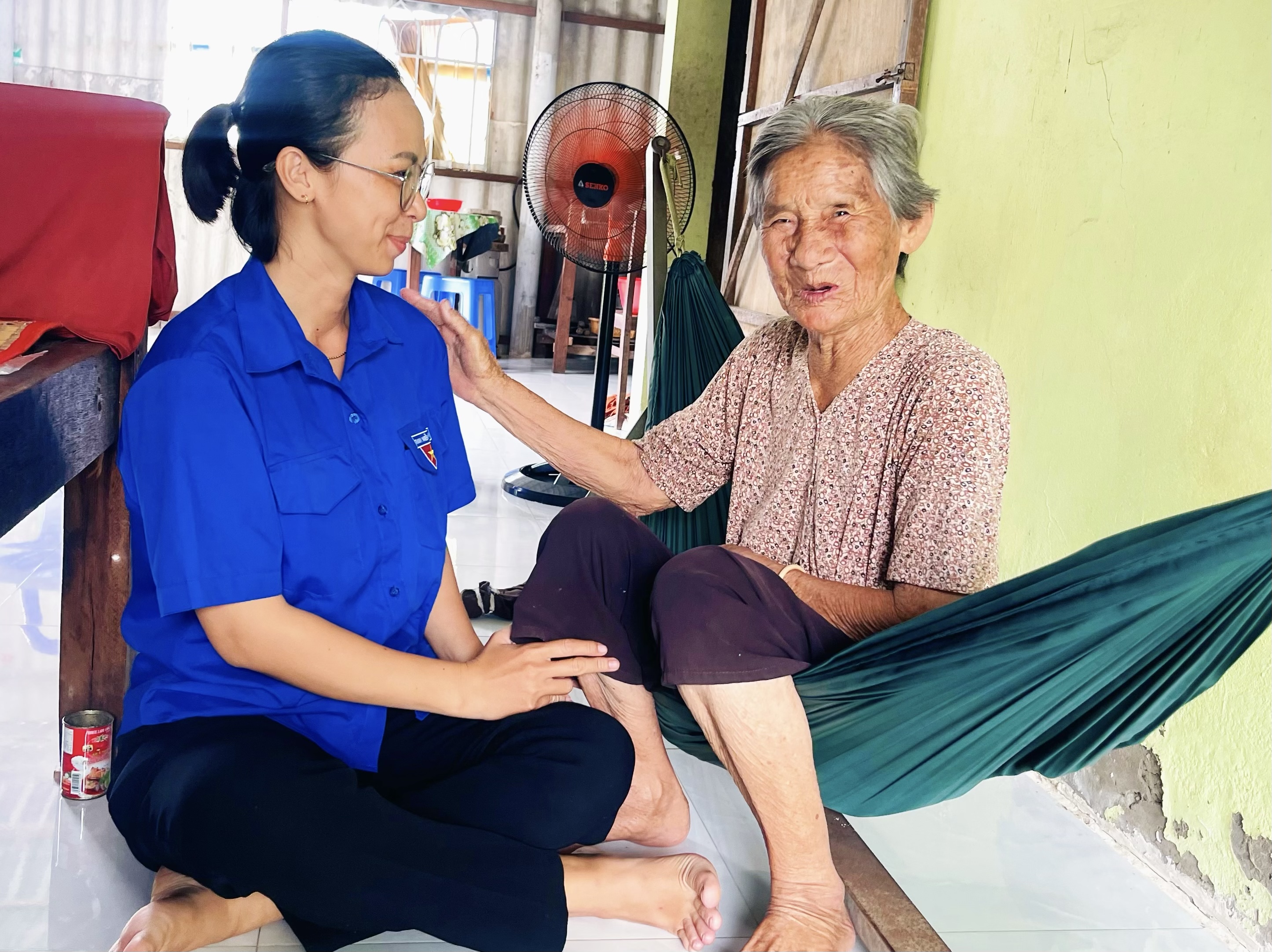 Bản Hùng Ca Dưới Bóng Cần Câu