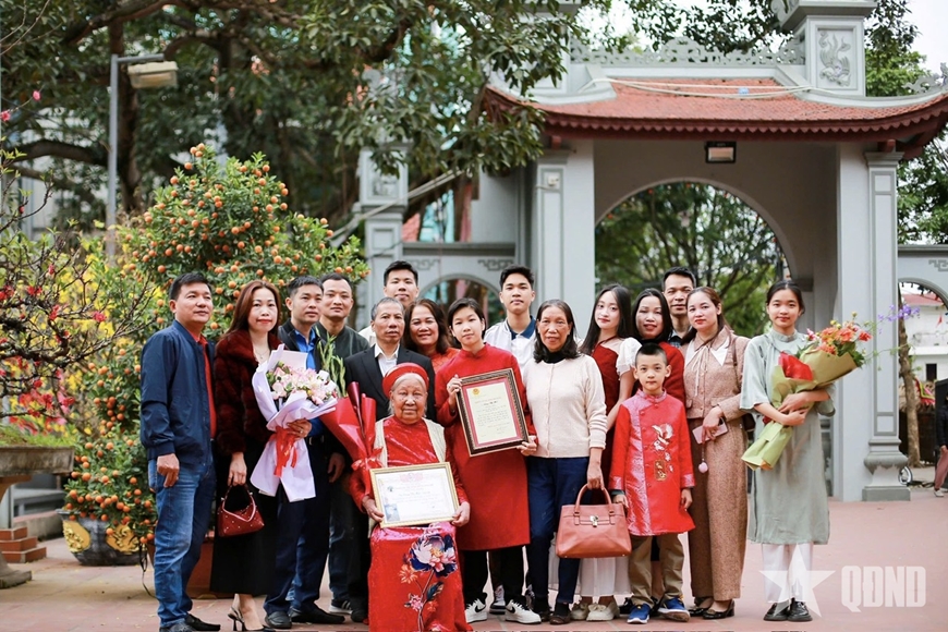 Tâm nguyện của mẹ Mùi