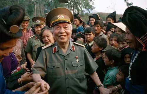 Võ Nguyễn Giáp - Một đời vì nc vì dân