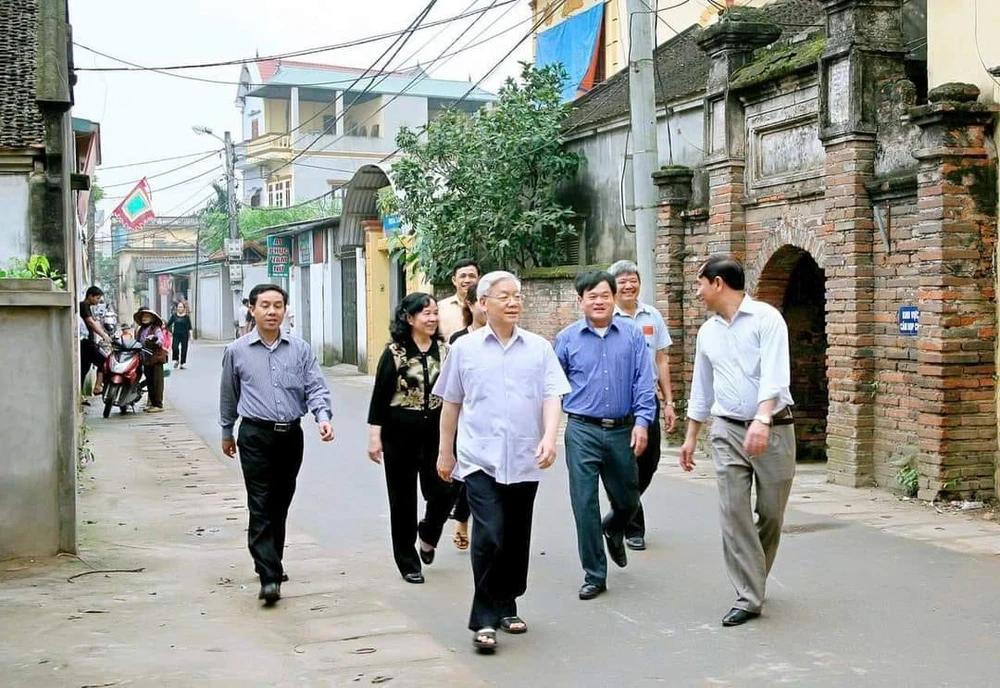 NGƯỜI CON CỦA QUÊ HƯƠNG ĐÔNG HỘI VÀ CON ĐƯỜNG ĐẾN VỚI CÁCH MẠNG
