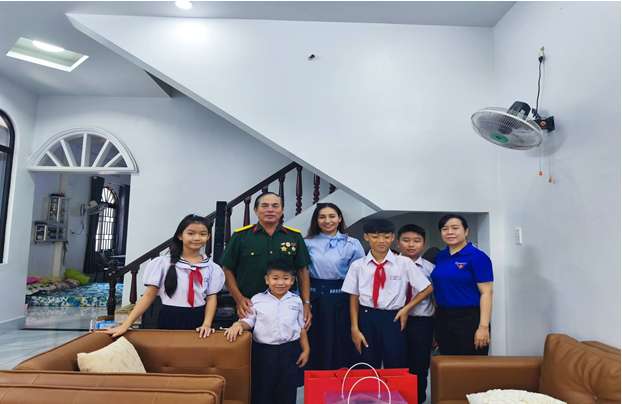 KÝ ỨC CỦA CỰU CHIẾN BINH HỒ MINH MÁY