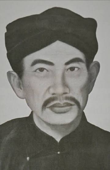 Đoàn Rước Trong Bóng Tử Thần