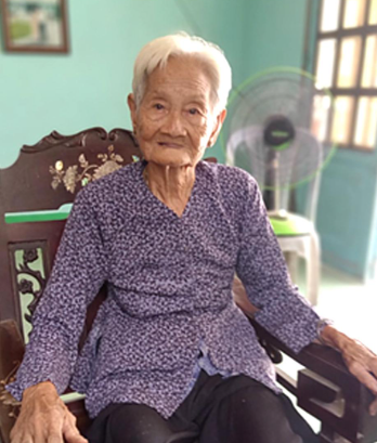 Mẹ Nguyễn Thị Vinh