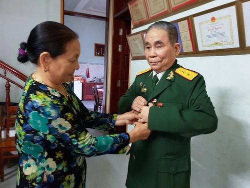 Anh hùng Lực lượng vũ trang - Lê Hữu Trạc