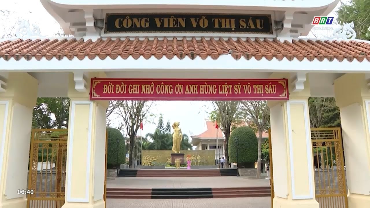 HOA LÊ-MA-HA NỞ GIỮA NGÀN KHƠI
