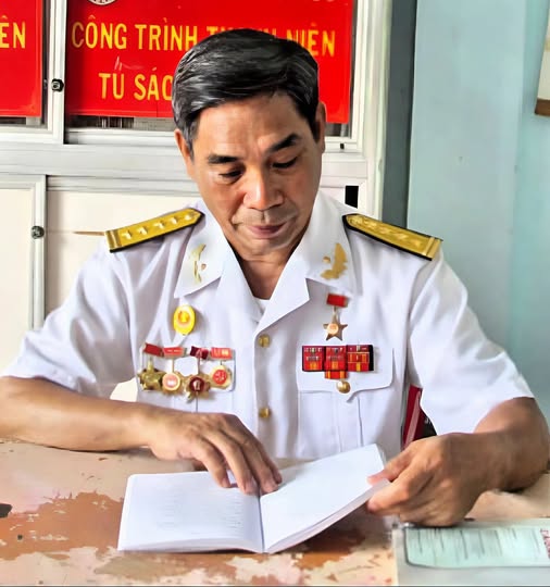 ANH HÙNG LỰC LƯỢNG VŨ TRANG NHÂN DÂN HOÀNG KIM NÔNG
