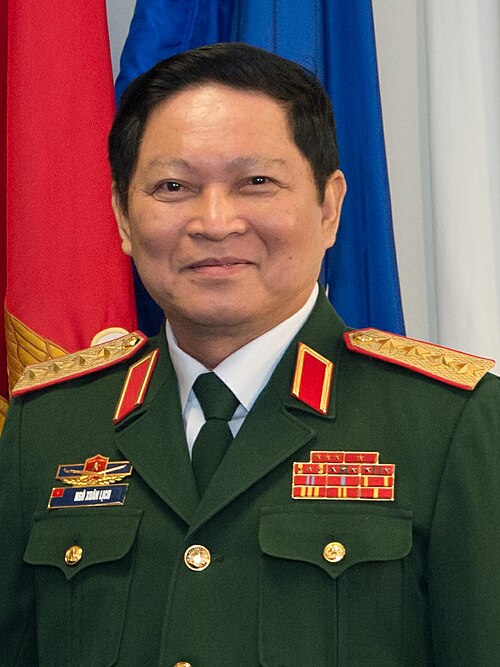 ĐẠI TƯỚNG NGÔ XUÂN LỊCH - NGƯỜI CHÍNH ỦY KIÊN TRUNG VỚI NGỌN LỬA THẮP SÁNG NIỀM TIN NƠI TUYẾN ĐẦU