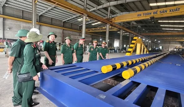 NHỮNG CỰU CHIẾN BINH "VÙNG ĐẤT LƯẢ" HỌC VÀ LÀM THEO BÁC