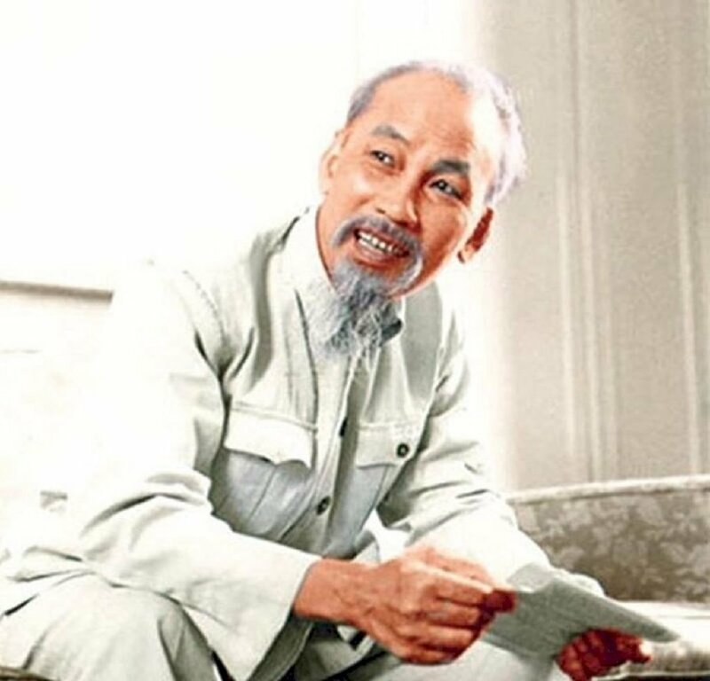 Tình yêu Bác Hồ dành cho những khúc dân ca.