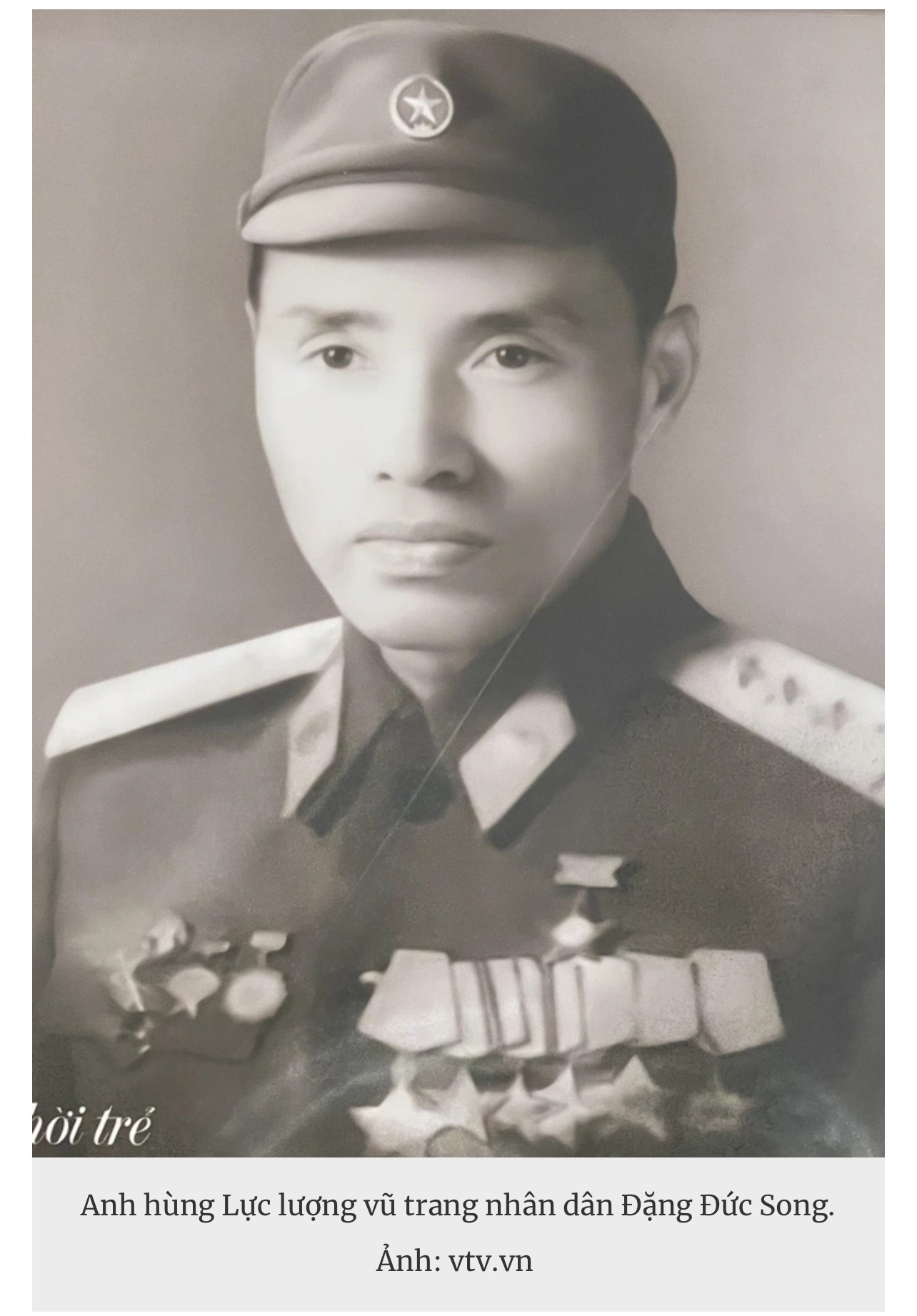 Anh hùng phòng ngự Đồi Xanh Đặng Đức Song