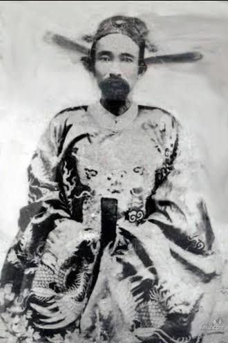 Chuyện về Dương Đình Nghệ
