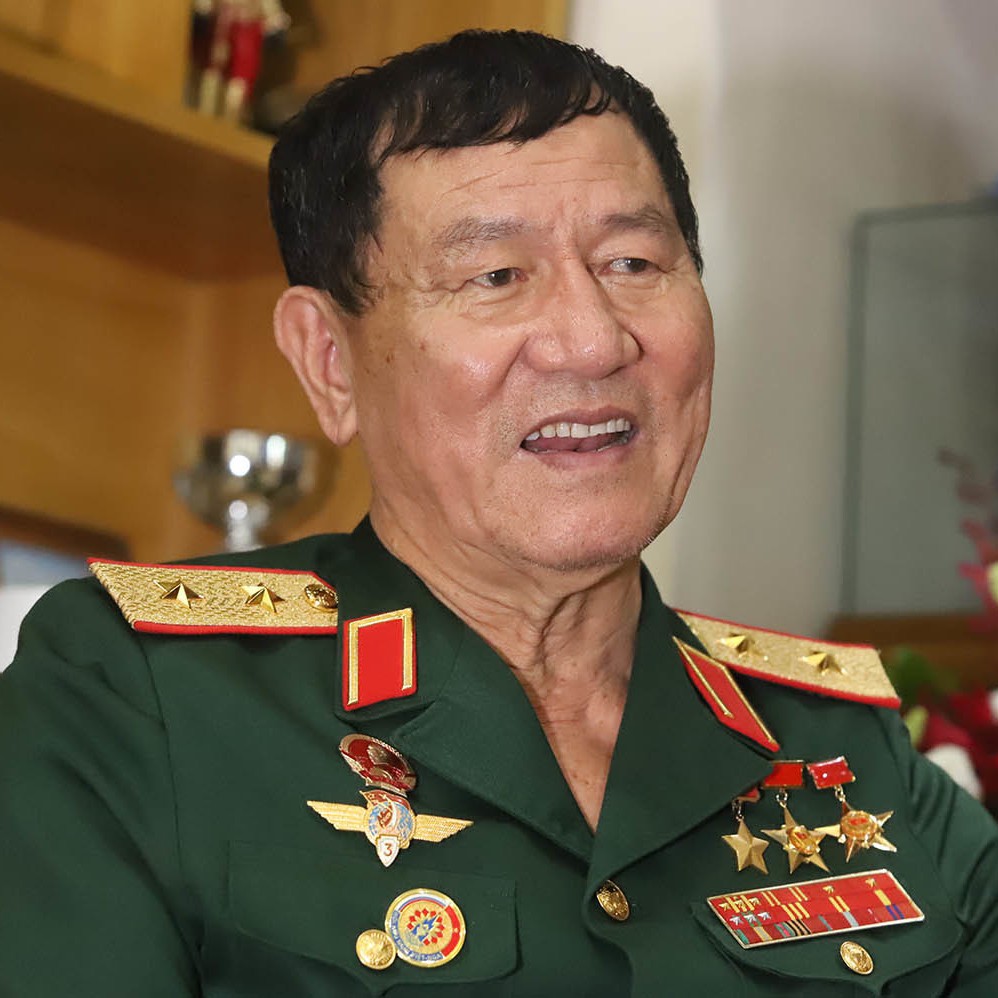 Anh hùng Phạm Tuân - Phi công trong trận Điện Biên Phủ trên không