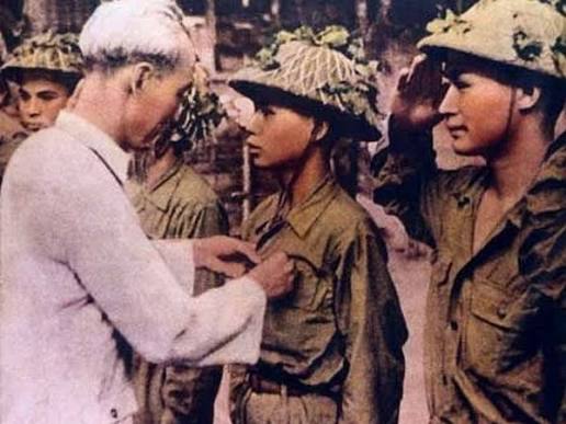 Kể chuyện về Bác Hồ – Bài học về sự công bằng