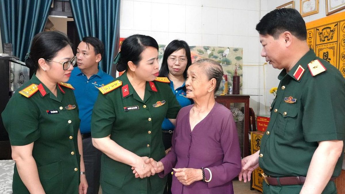 NGUYỄN THỊ NGHỊ-NHỮNG NỔI NIỀM RIÊNG MẸ CẤT CHO MÌNH(Nguyễn Phan Kim Chi)