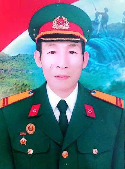 Người lính: Nguyễn Xuân Chư: Sinh ngày 02 tháng 5 năm 1957