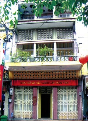 Bác Hồ viết và đọc Tuyên ngôn Độc lập - Mốc son lịch sử ngày 2/9/1945