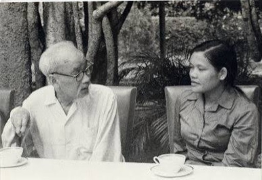 người con gái Pa Cô mang họ Bác Hồ