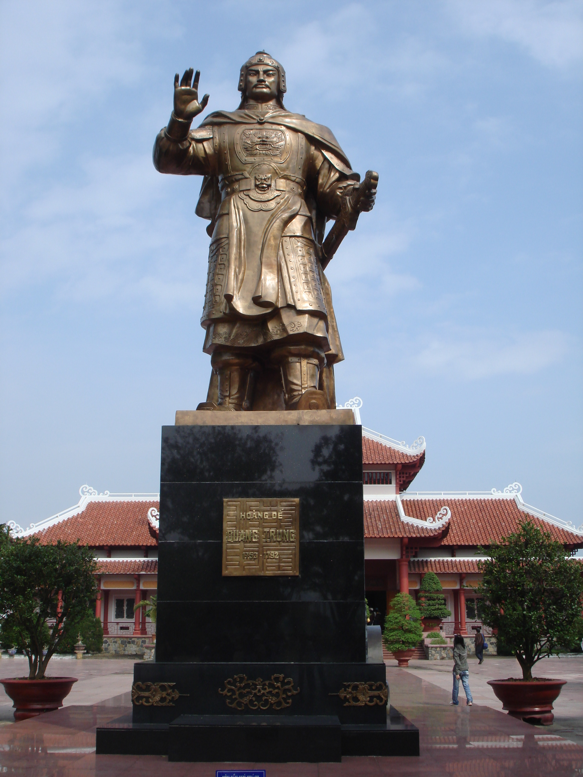 Câu Chuyện về Vua QUANG TRUNG ( NGUYỄN HUỆ)