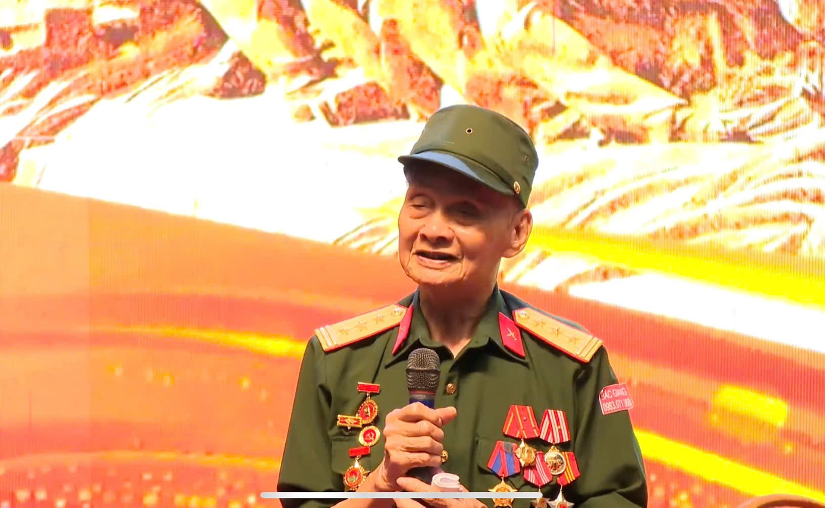 CÂU CHUYỆN THỜI THANH NIÊN THIẾU CỦA ÔNG - NGUYỄN TIẾN ĐÀO